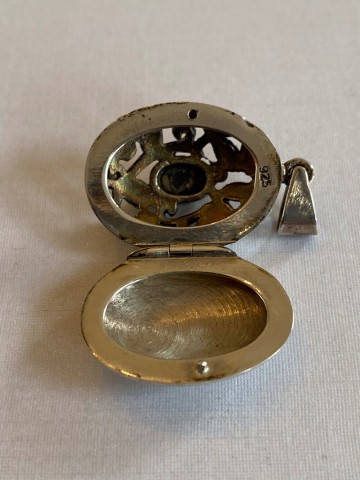 3abb4d00 b80e 4ff4 9ca7 41685b2b9eda