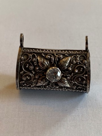 4fb57137 953e 4cad 982a fac0698c5ed5