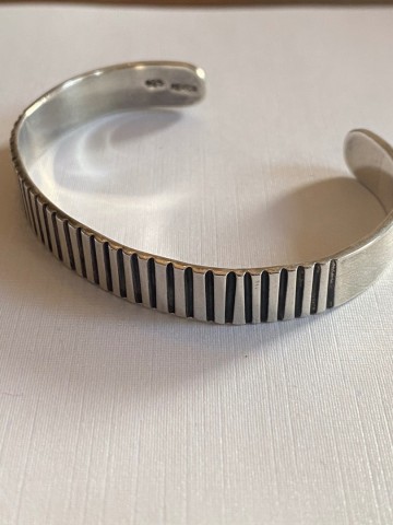 971d2be7 7ecd 44b7 91cd f155ac505dff